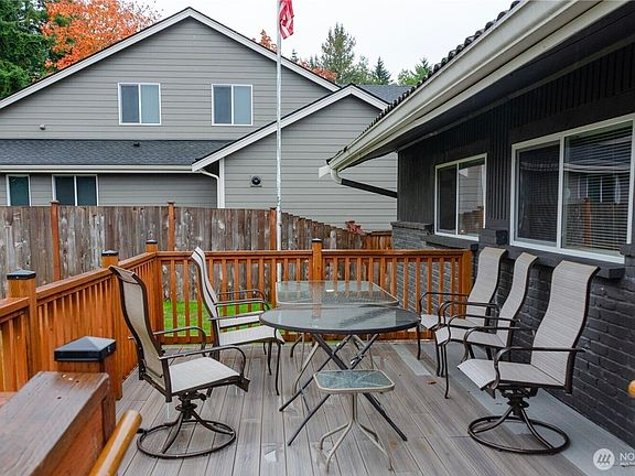 2nd image of 710 ROE Street