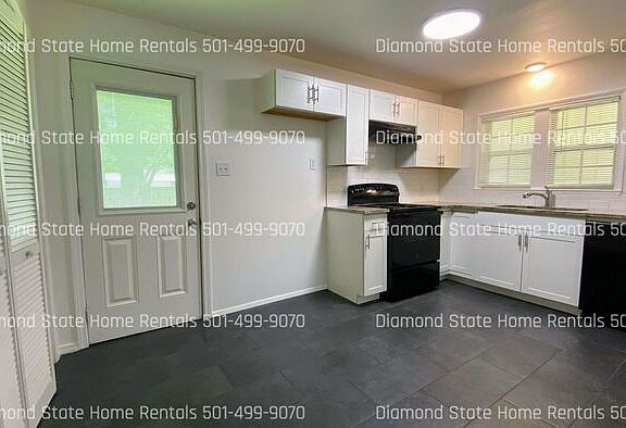 5th image of 605 Hill St