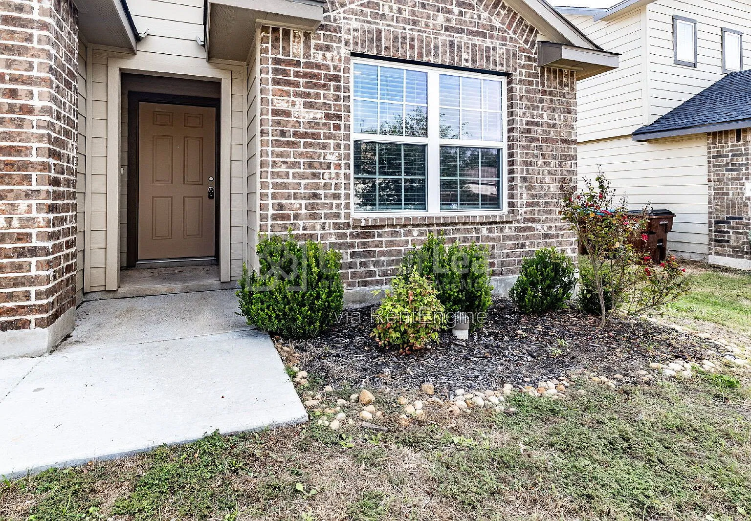 3 bed, 2.0 bath, 1644 sqft, $1,650 — Photo 4
