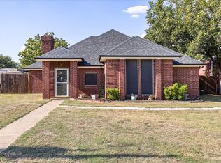 614 Overhill Rd, Granbury, TX 76048
