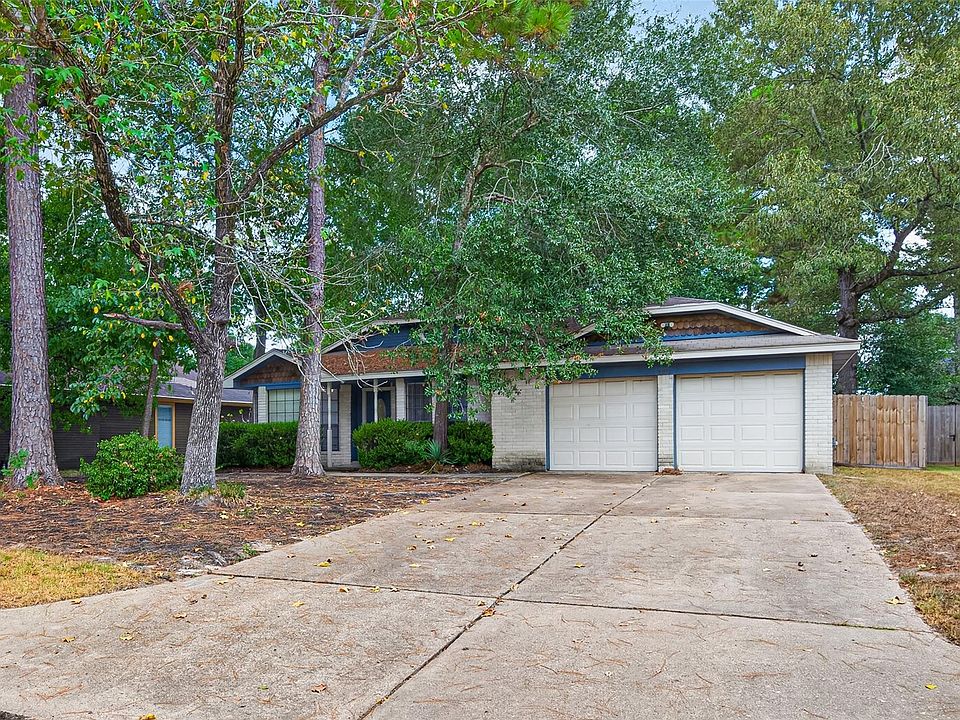 1st image of 2931 Parkwood Manor Dr