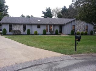 10506 Scarlet Oak Ct, Louisville, KY 40241