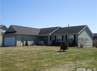 8337 Parker House Path, Cicero, NY 13039