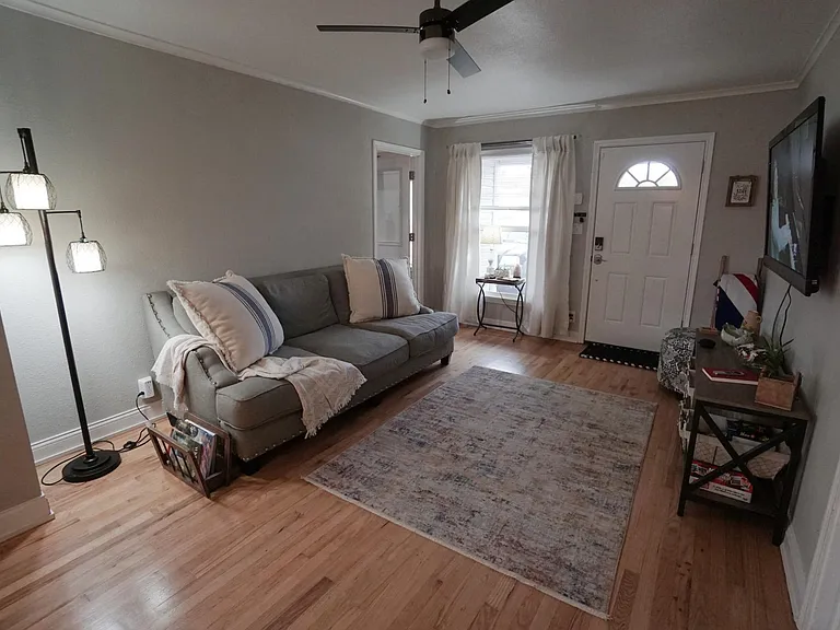 2507 Fain St — Photo 10