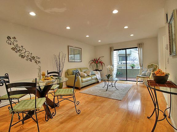 3rd image of 6889 Chantel Ct