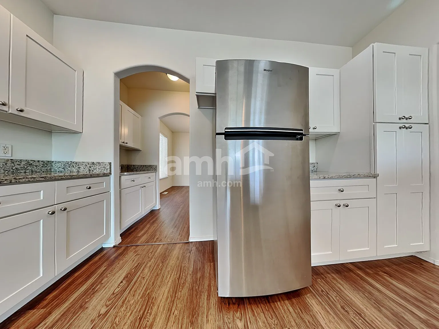 3 bed, 2.0 bath, 1712 sqft, $2,735 — Photo 4