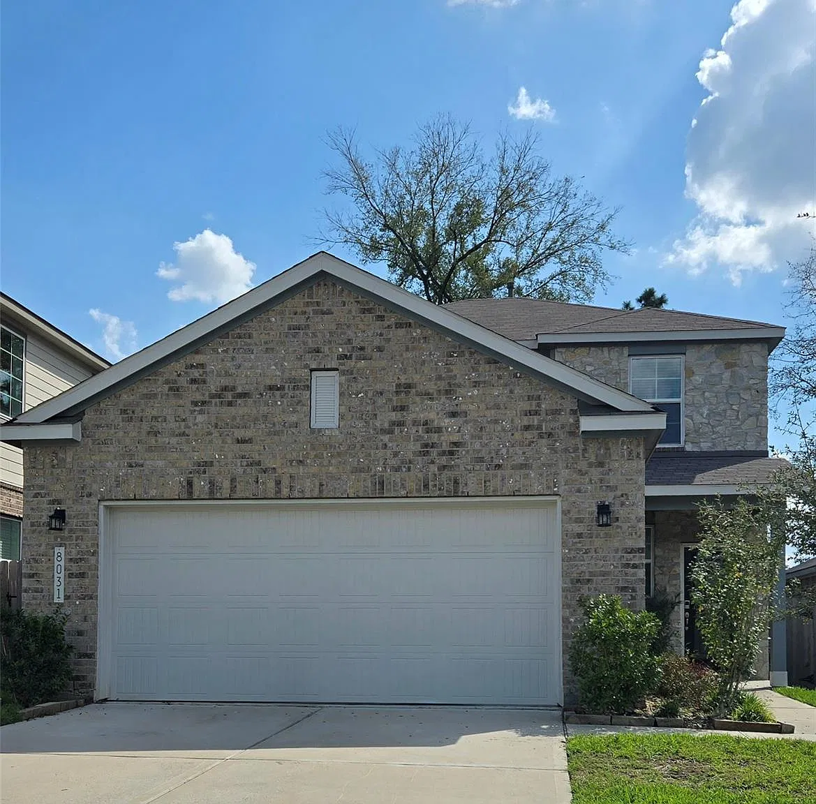 4 bed, 2.5 bath, 2178 sqft, $2,500 — Photo 1