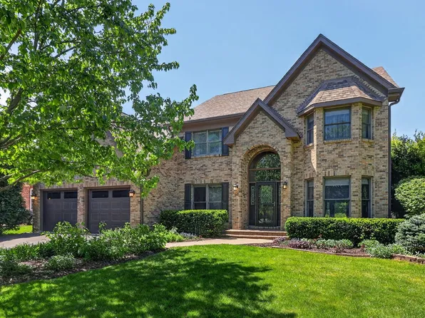 0N462 Arbor Ct, Winfield, IL 60190