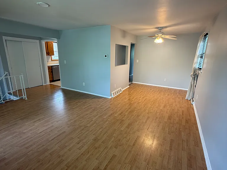 333 Sycamore St #2 — Photo 4