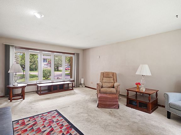 5th image of 3029 W Vermont Ave