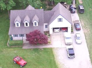 27555 West Rd, New Boston, MI 48164