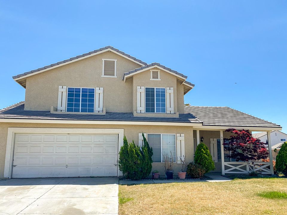 1st image of 5832 Barcelona Dr