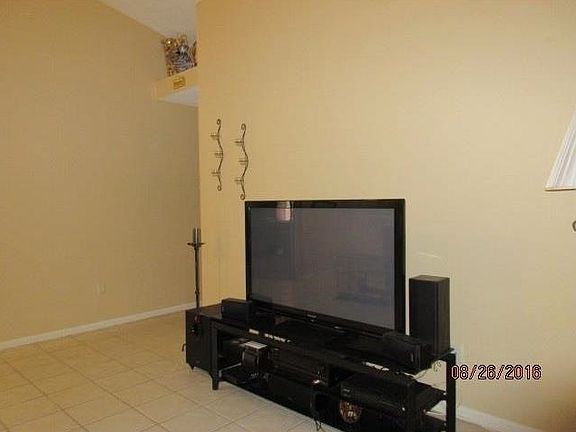 4th image of 1407 NW 156th Ave