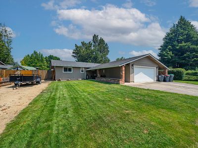 933 Rose Valley Dr, Central Pt, OR, 97502