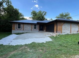 613 E Main St, Humansville, MO 65674