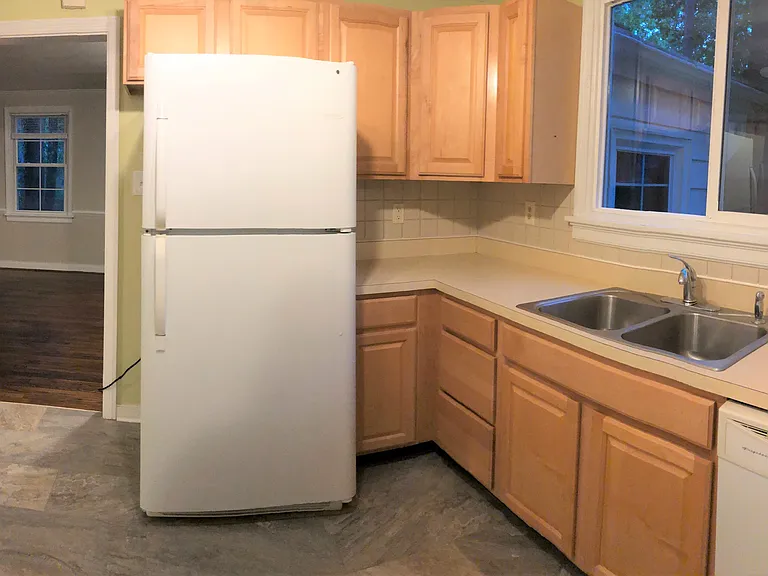 808 Cowan Rd — Photo 13