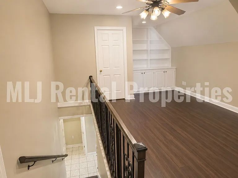 5881 S Irvington Ave — Photo 38