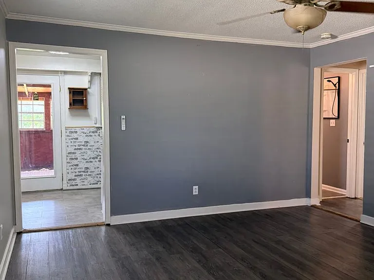 144 Lacy Cir — Photo 5