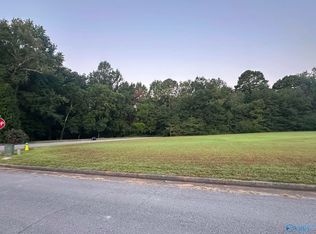 39 S Briarwood Rd, Athens, AL 35613