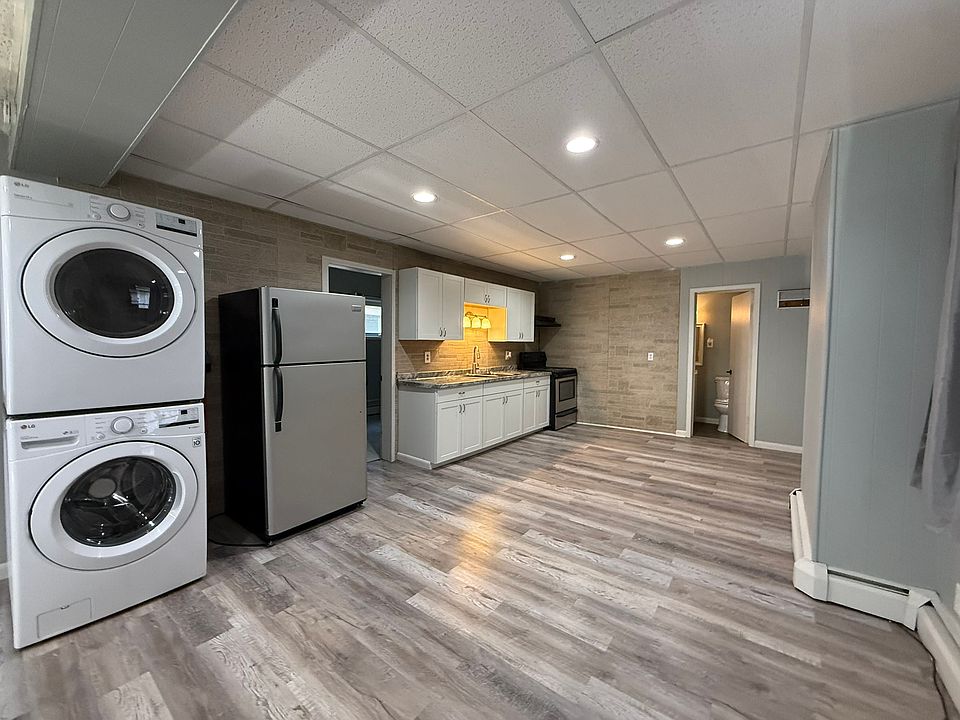 1st image of 1800 7th Ave #1