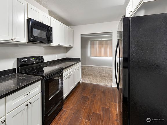5th image of 1839 E Fairbanks Street