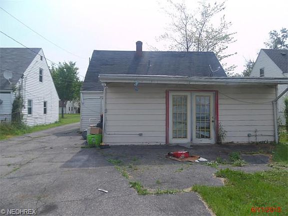 2nd image of 4260 Larkspur Ln