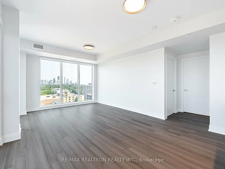 2525 Bathurst St #1009 — Photo 7