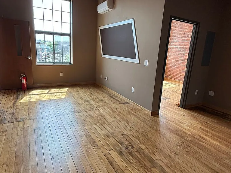 70 Webster St #307 — Photo 1