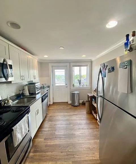 11 Lowell Ave #3 — Photo 1