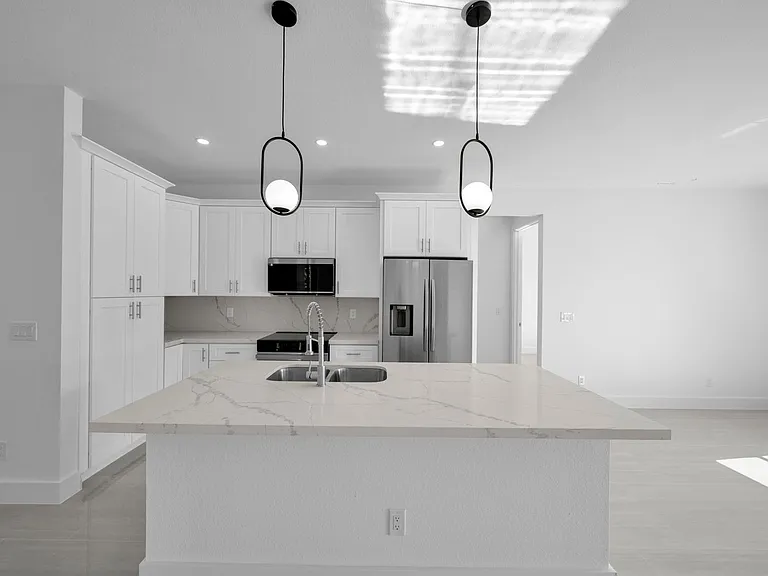 73 Flamingo Blvd — Photo 5