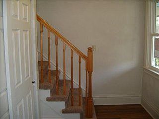 4th image of 947 N Court St