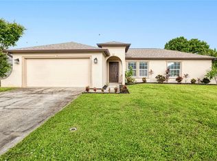 9155 Aster Rd, Fort Myers, FL 33967