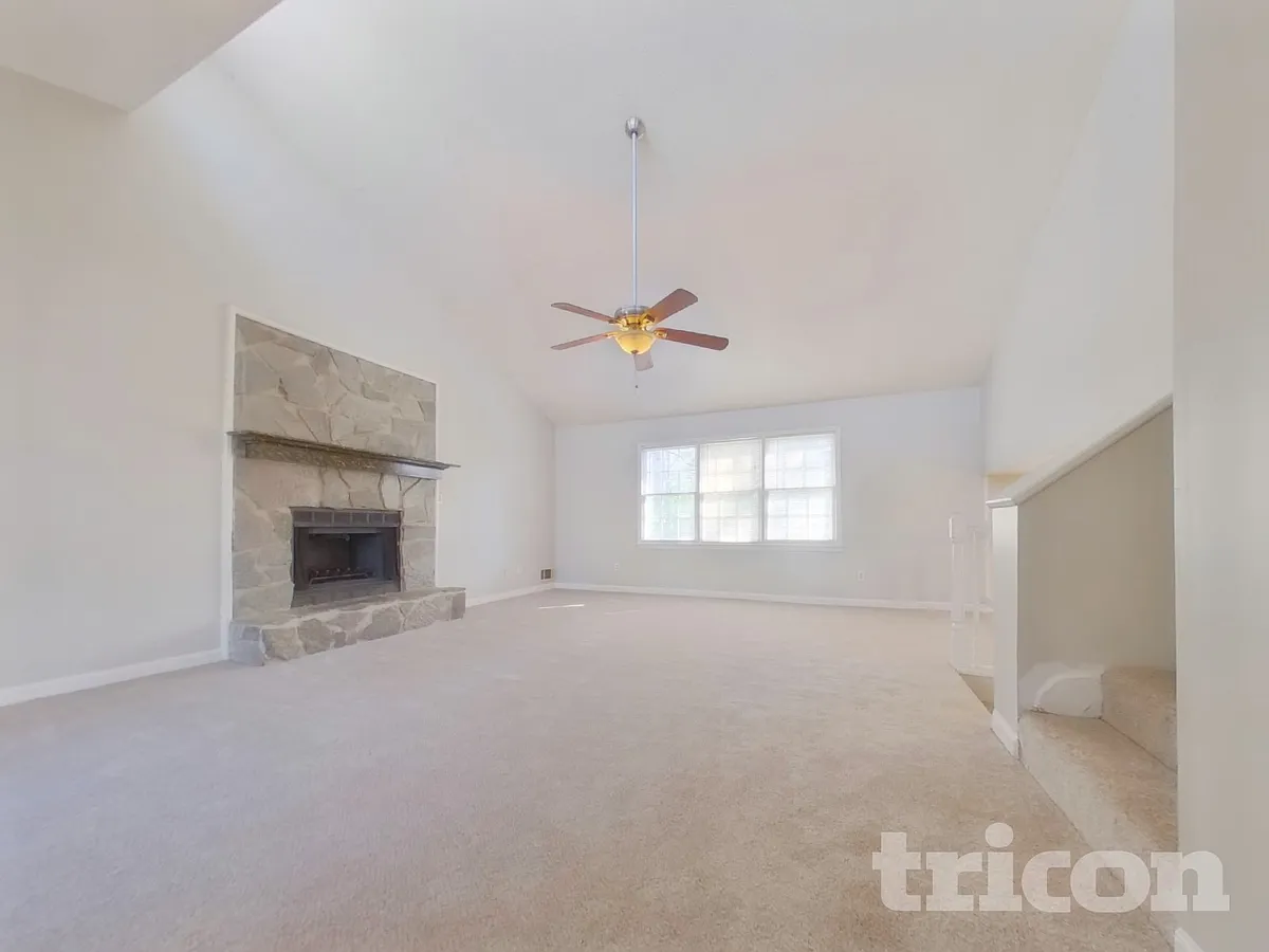 Building Photo - 286 Macland Springs Dr