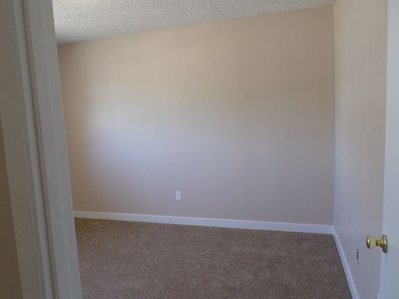 4th image of 9768 Medina Dr