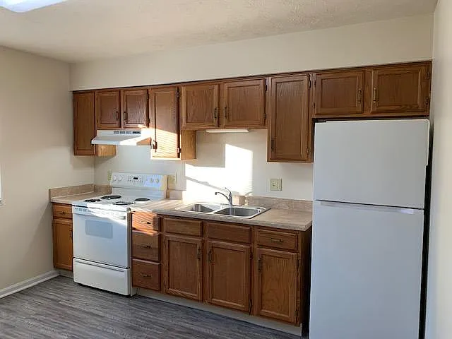 755 Larch St #A — Photo 5