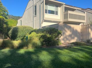 2070 Knolls Dr, Santa Rosa, CA 95405