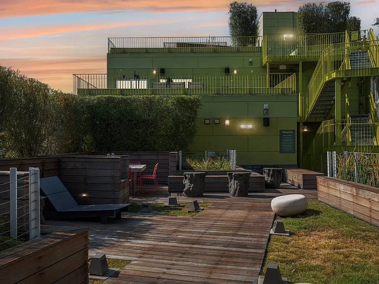 Village Lofts — Photo 9