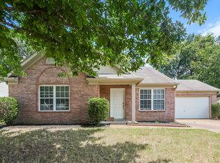50 Oakland Woods Cv, Oakland, TN 38060
