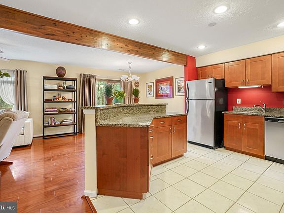 3rd image of 2315 Glade Bank Way