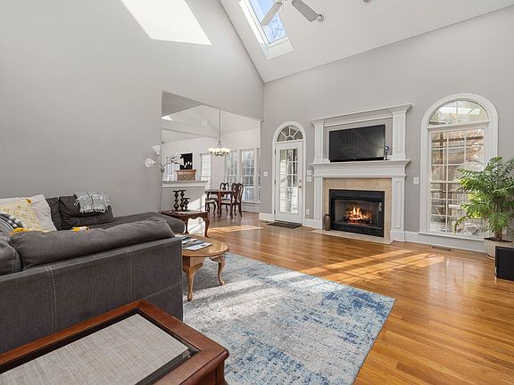 2nd image of 223 Kinvara Ct #7