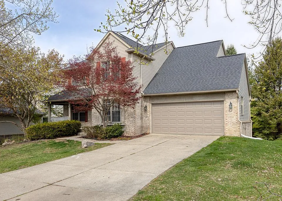 28835 Hearthstone Dr