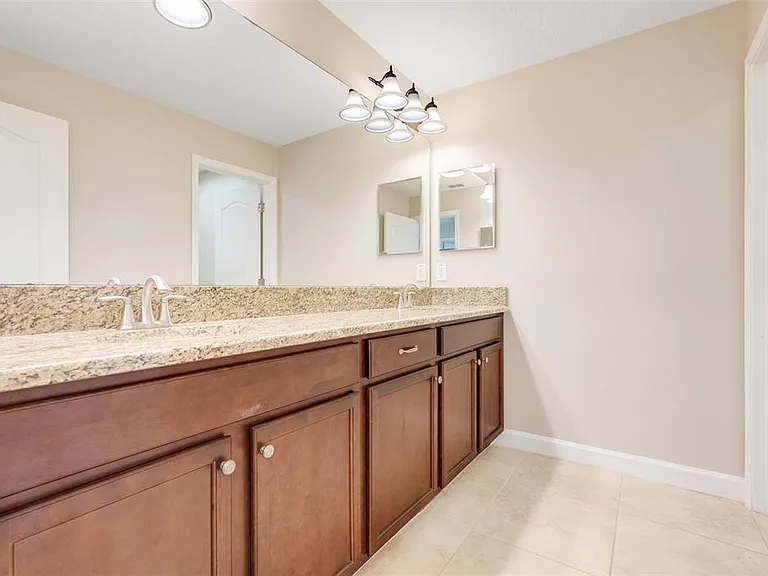 13272 Penshurst Ln — Photo 23