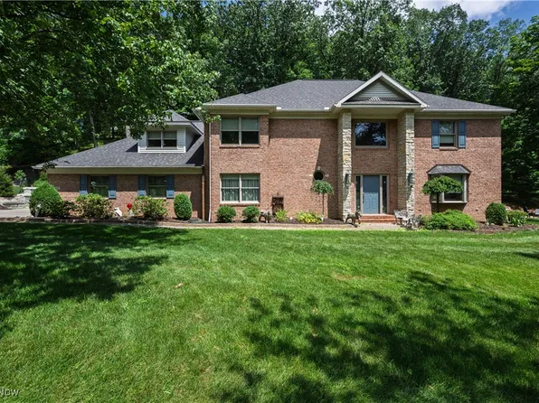 1427 Terrace Rd NW, New Philadelphia, OH 44663