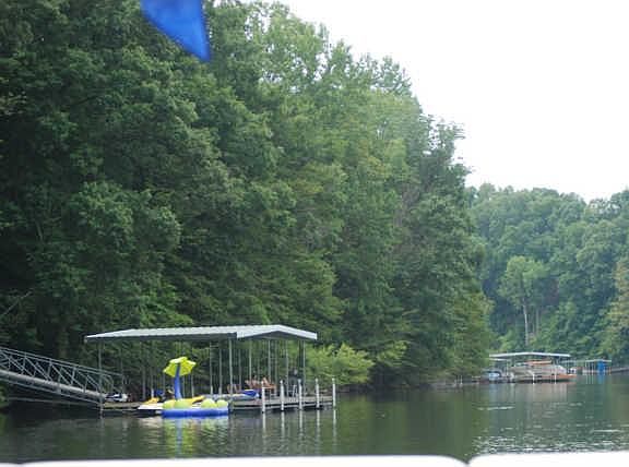 4th image of 69 Lake Ct