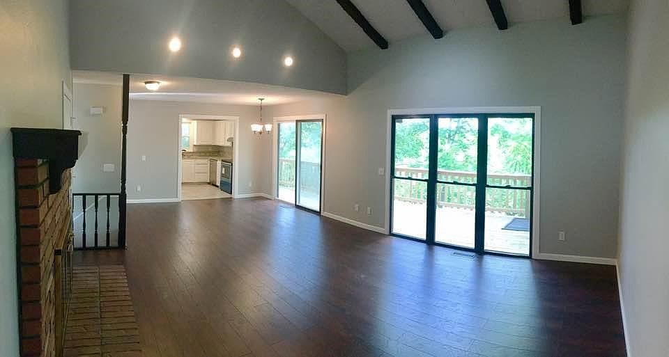 1st image of 36 Dogwood Dr
