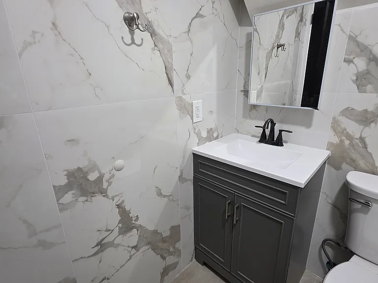 793 Olympia Blvd #1 — Photo 35