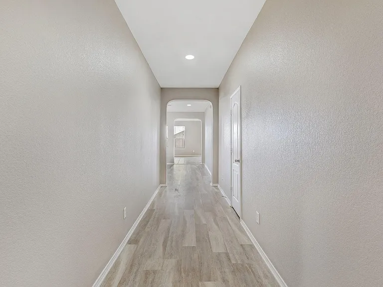 131 Connor Elkins Dr — Photo 4