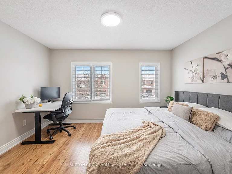 81 Parktree Dr — Photo 14