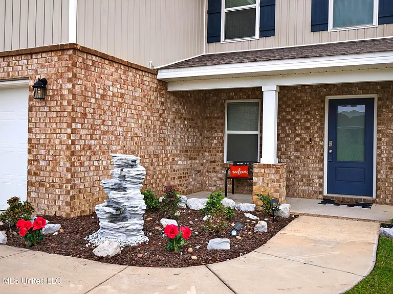 5438 Leeds Ln — Photo 7