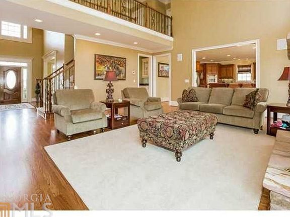 4th image of 430 Autry Mill Cir